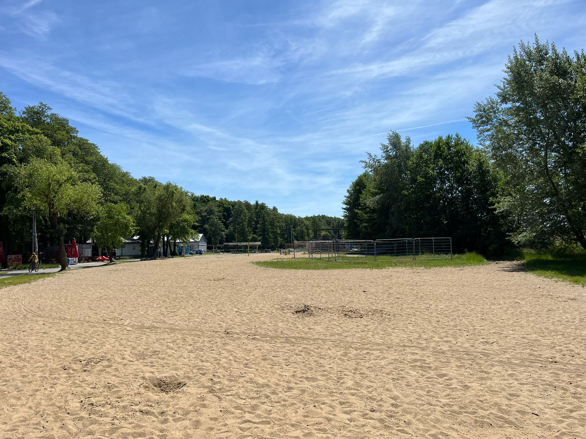 Plaża nad jeziorem Miedwie